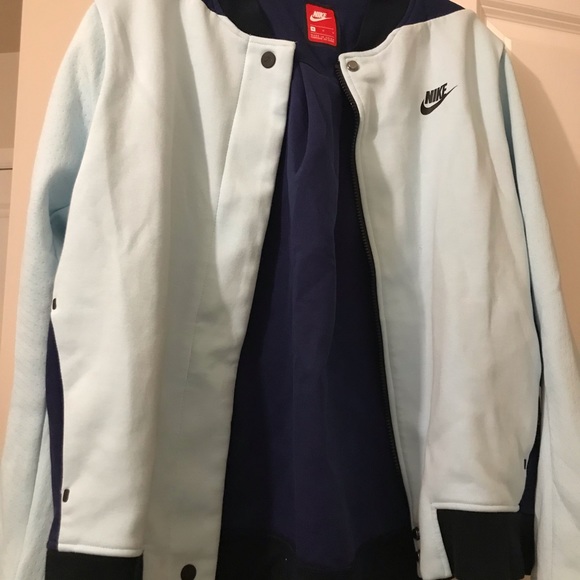 Jacket - Picture 2 of 8